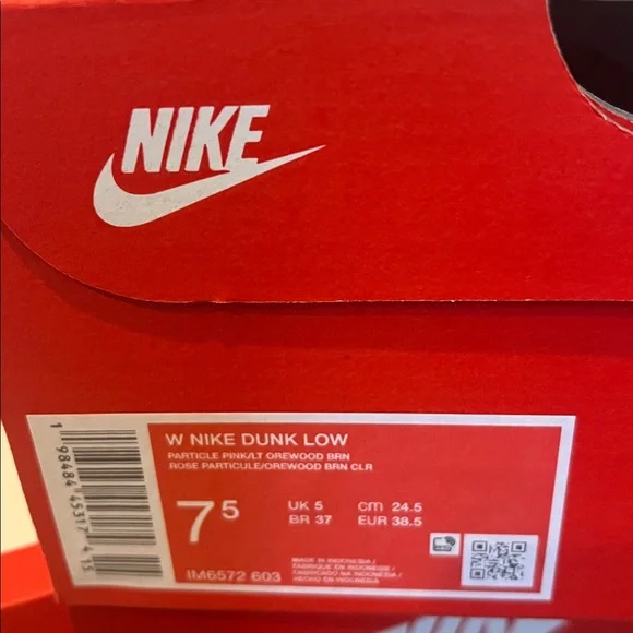 New!! Nike dunk low women's sneakers - Picture 6 of 11